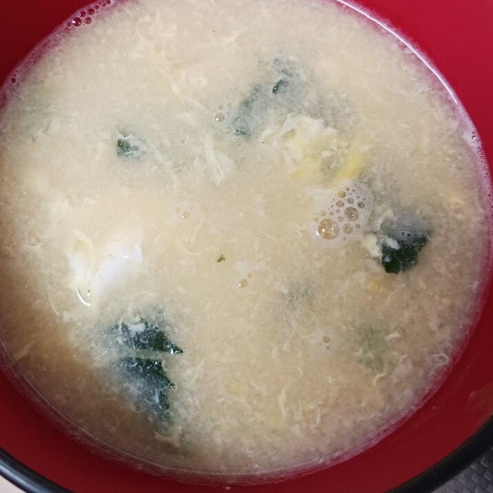 ほうれん草と卵の味噌汁